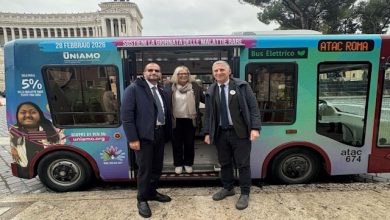 UNIAMOleforze bus Roma