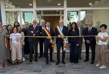 taglio nastro polo educativo bravetta